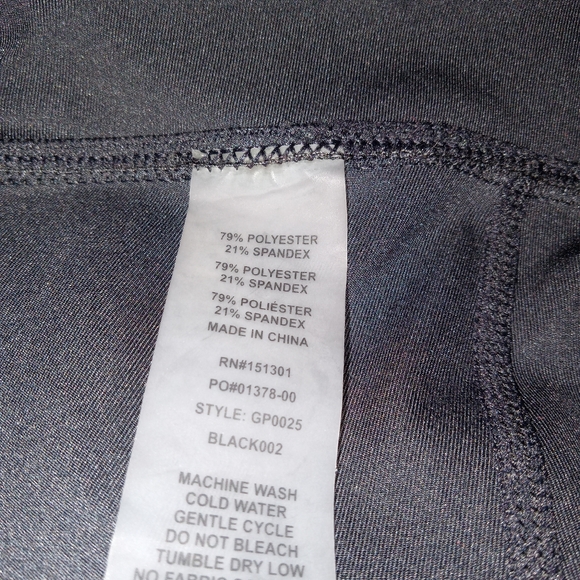 Good American Black/ White Colorblock Leggings 2 - Picture 8 of 11